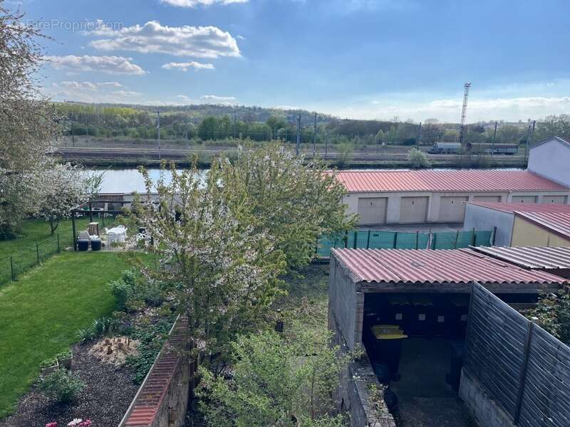 Appartement à VARANGEVILLE