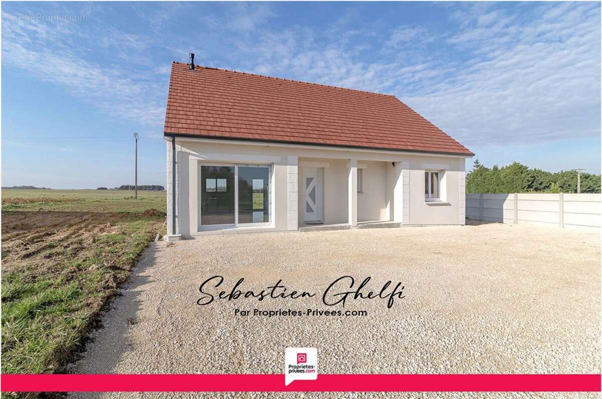Maison à CONTRES