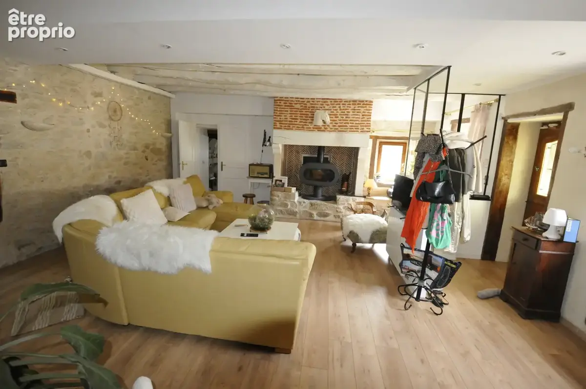 Magnifique Maison en Pierre de 157m2 à FEYTIAT - photo 15