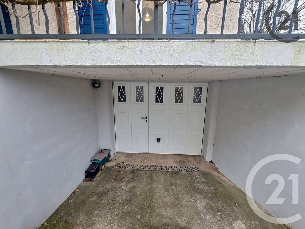 Maison à BRIE-COMTE-ROBERT