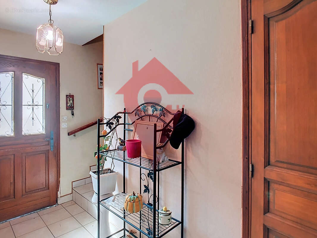 A Vendre Maison 3 chambres - 10mn à pied des écoles élémentaires - Collège et lycée proche - secteur calme - photo 15