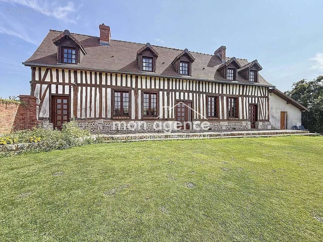 Maison à SAINT-AUBIN-CELLOVILLE