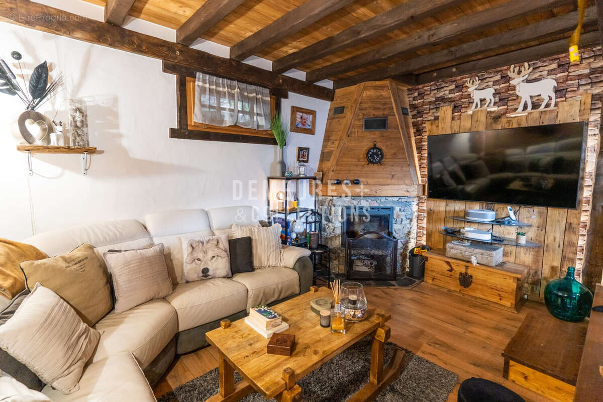 Maison 226 m² à Bozel  - photo 3