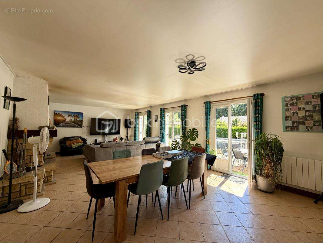 Maison plain-pied, 4 chambres, espac bureau, 2 salle de bain - photo 14