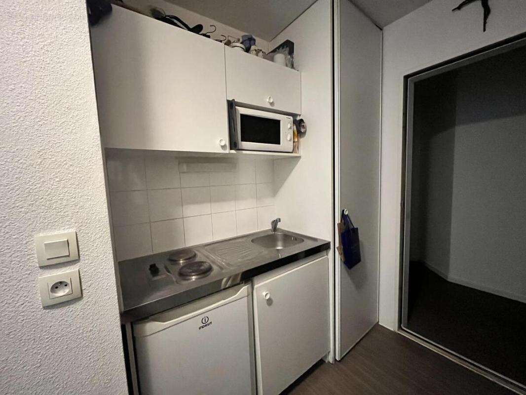 Appartement F1 - photo 4