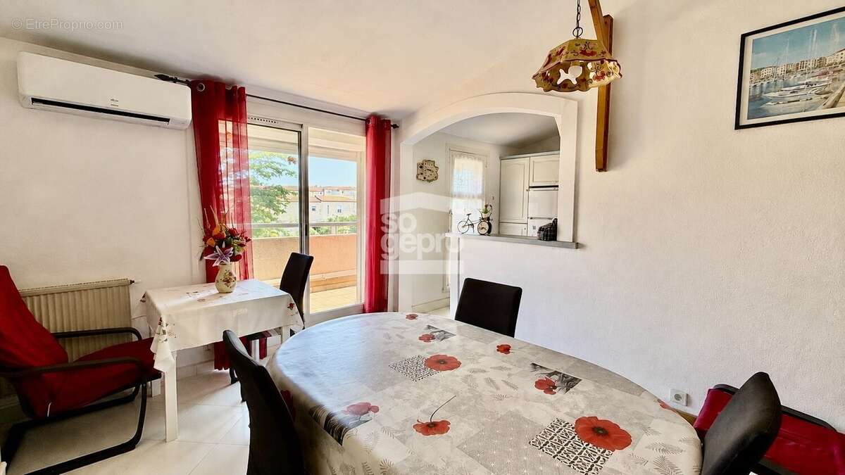 Réf : 2313 - Vente 4 Pièces Mezzanine, avec Parking secteur Les Falaises ! - photo 5