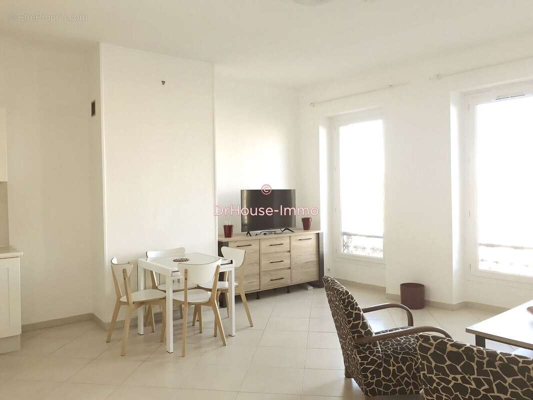 Appartement à MARSEILLE-7E