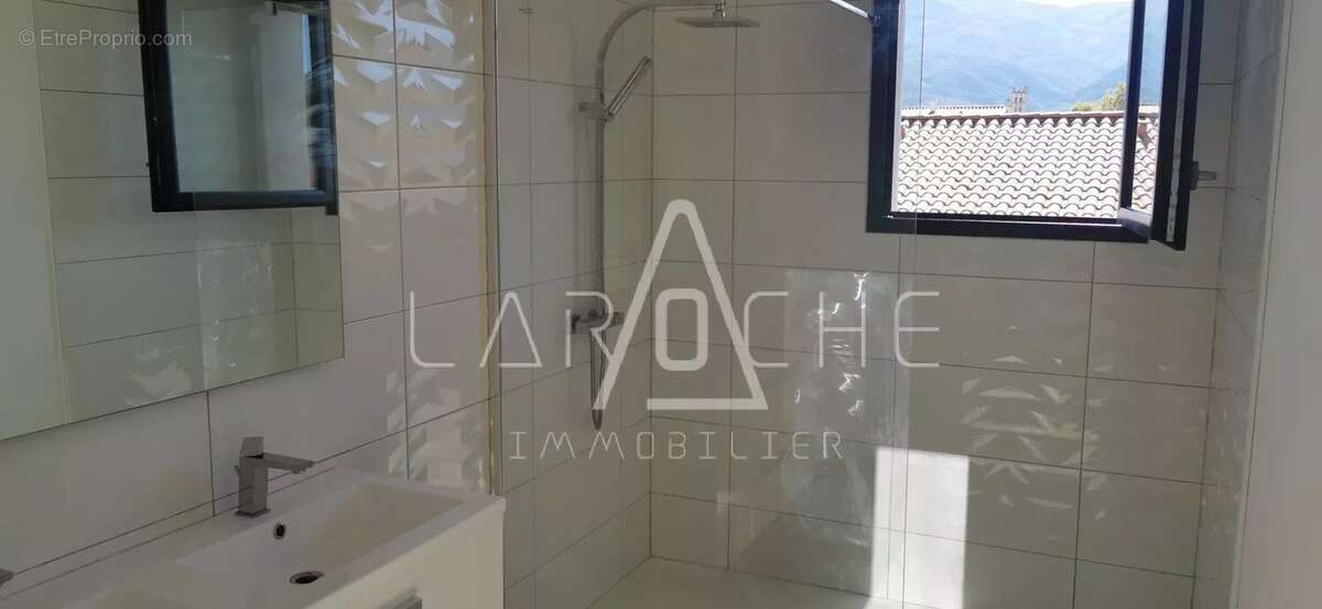 Maison à SAINT-GENIS-DES-FONTAINES