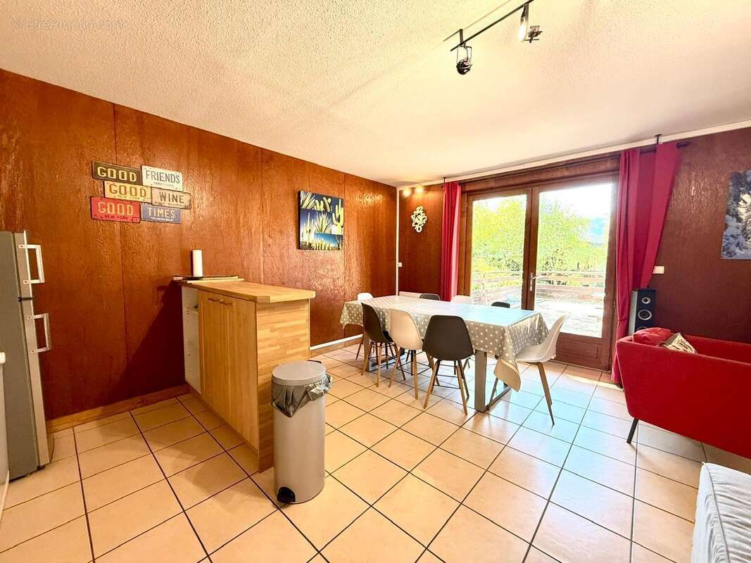  - Appartement à PRADES