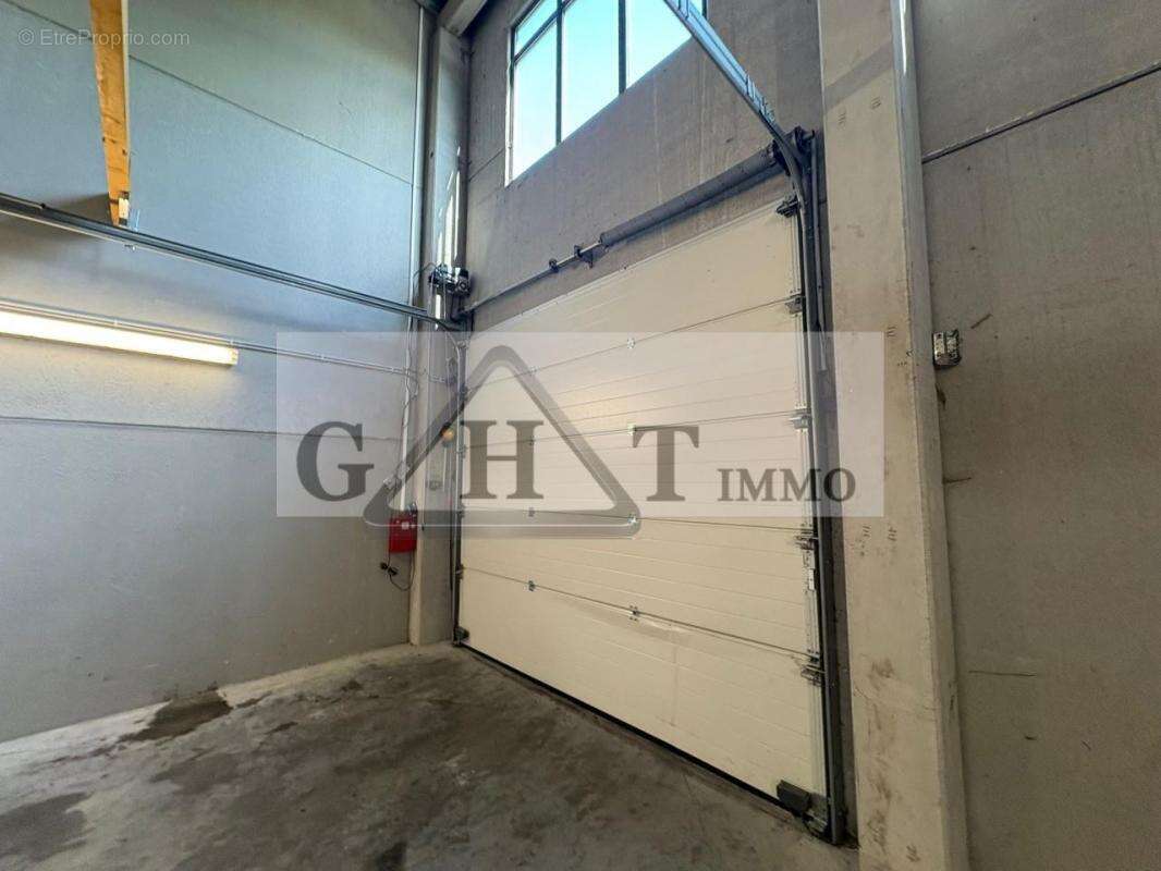 Commerce à BAILLY-ROMAINVILLIERS