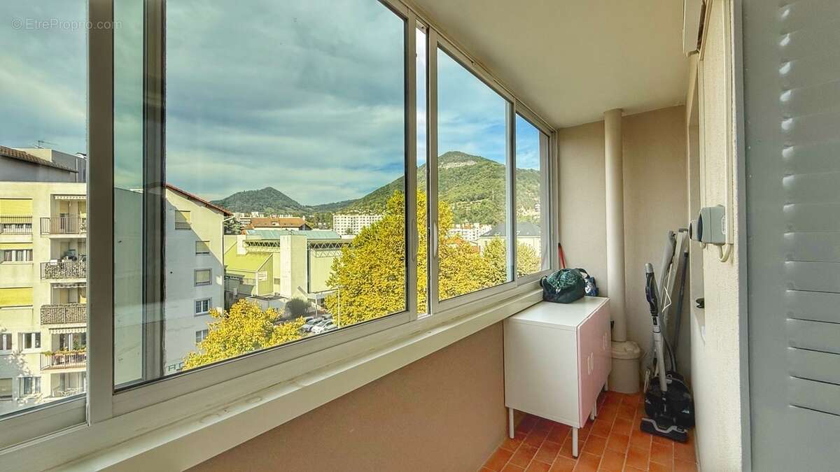 Appartement à VOIRON