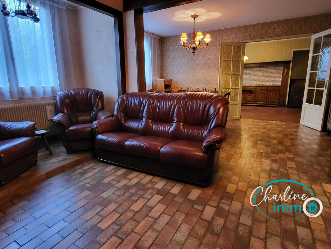 Maison à EPAUMESNIL