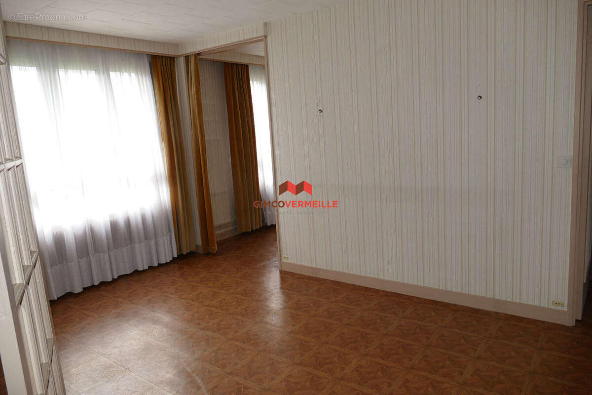 Appartement à RUEIL-MALMAISON
