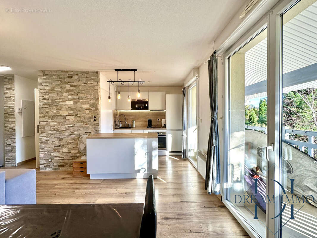 Appartement à SOUSTONS