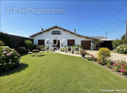 Maison à VILLENAVE-D&#039;ORNON