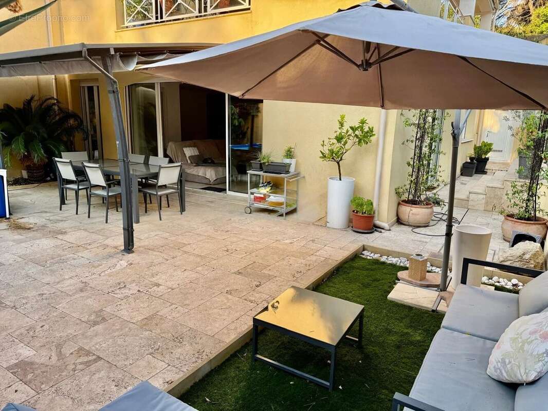 Maison à MOUGINS