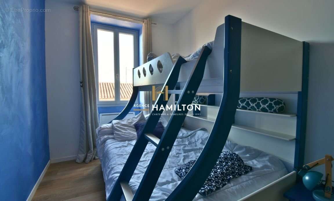 Maison à VILLENEUVE-SUR-VERE