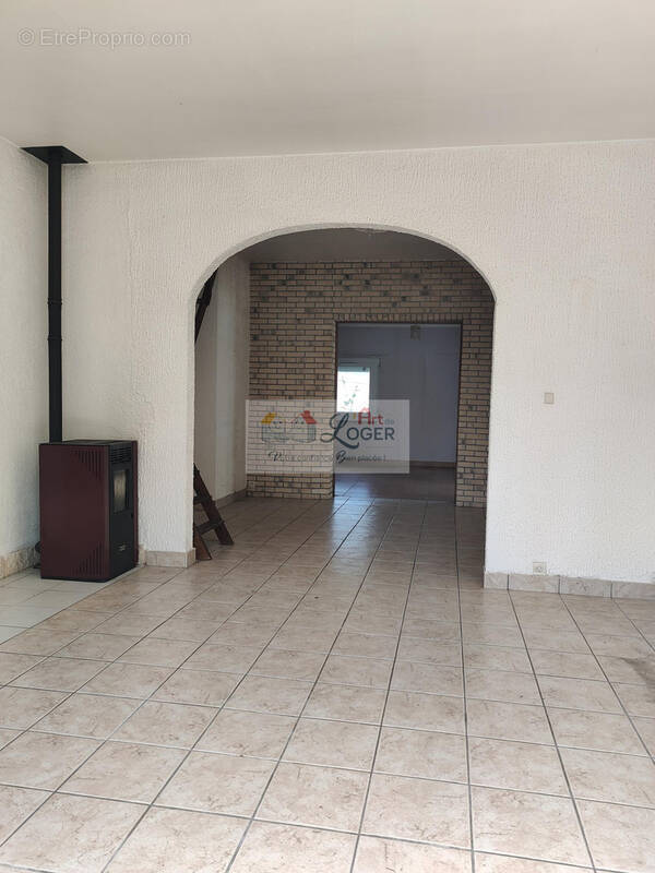 Maison à SAINTE-LUCE-SUR-LOIRE