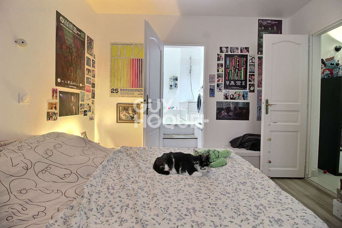 Appartement à PARIS-9E