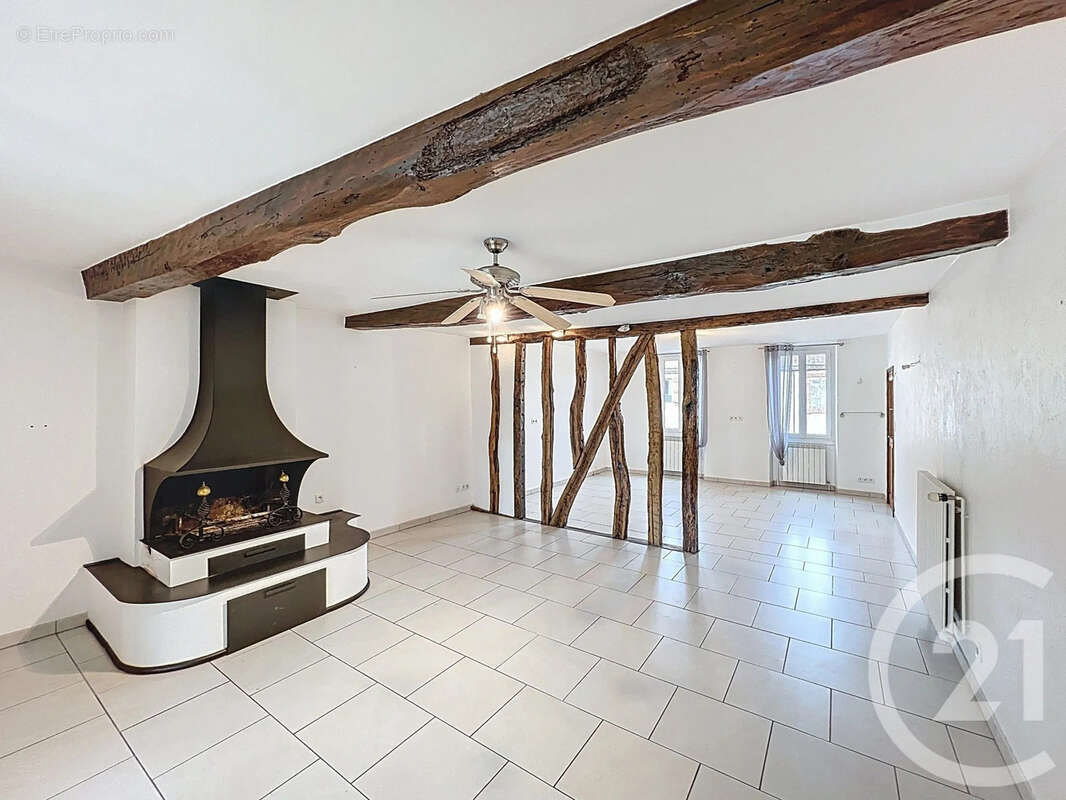 Maison à MIRANDE