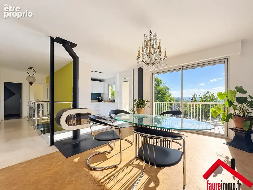 Photo Maison à Brive-La-Gaillarde au prix de 303 525€