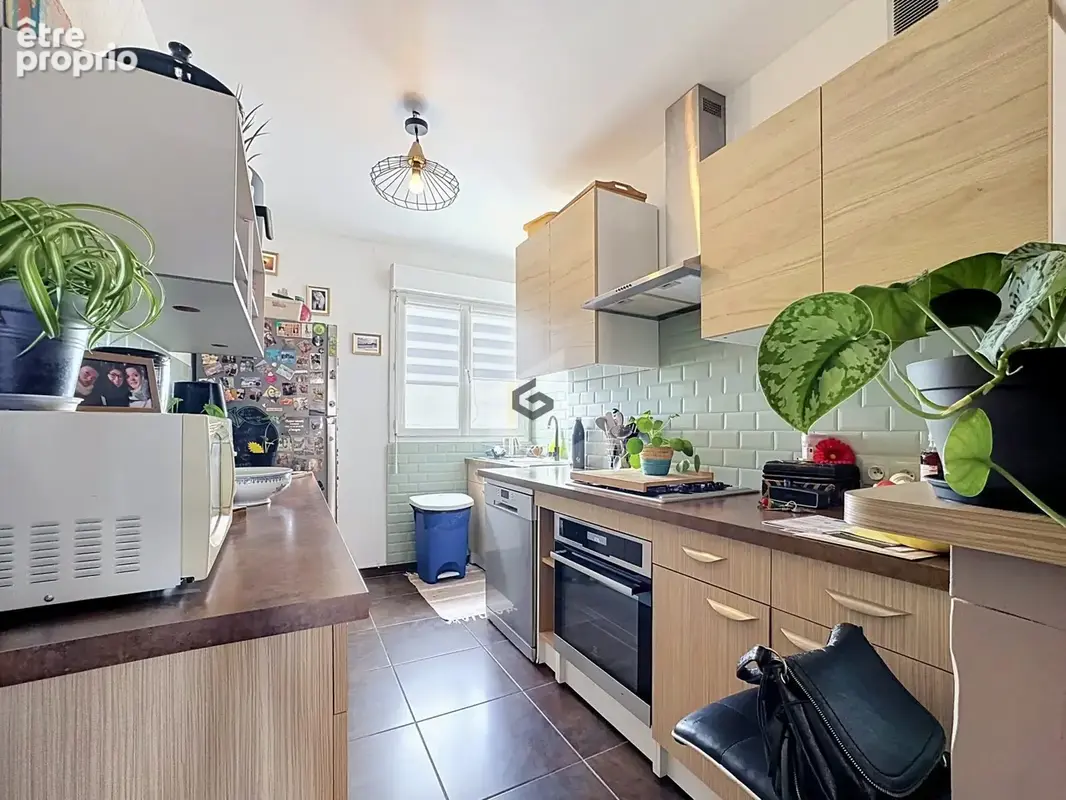 Appartement 78 m² à Reims  - photo 4