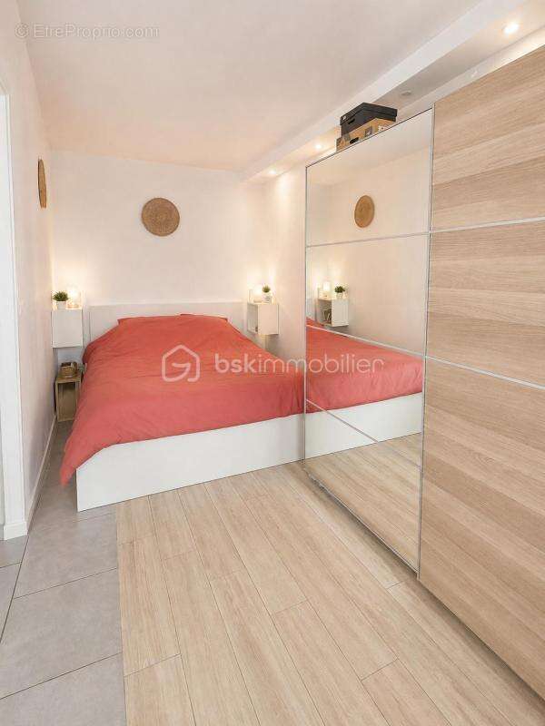 Appartement à LA VALETTE-DU-VAR