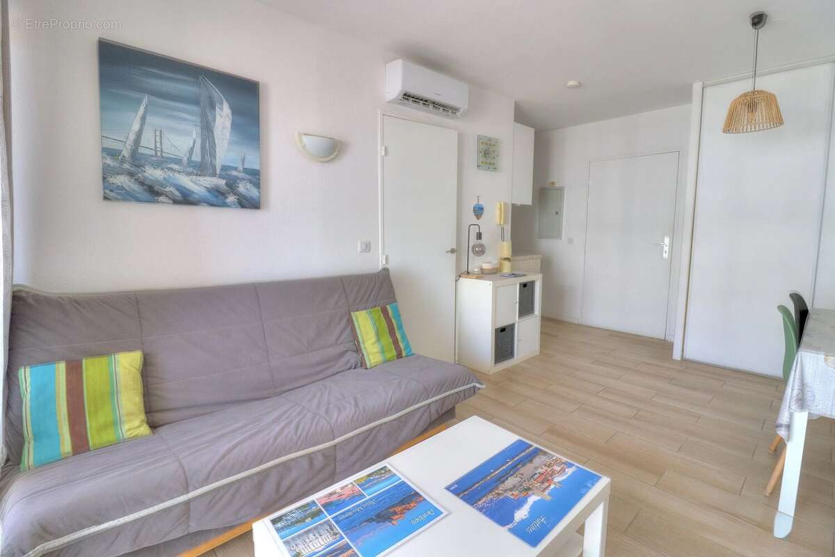 T2 avec balcon – Résidence avec piscine à Antibes les Pins - photo 3
