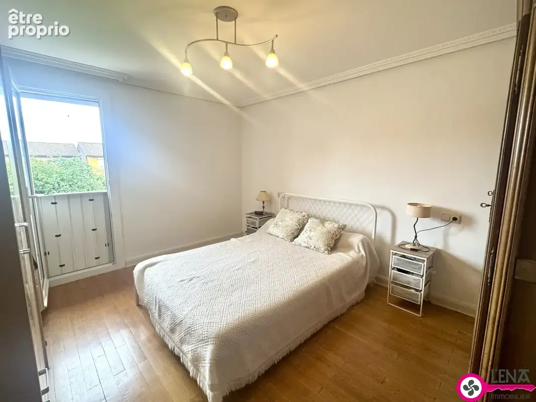 Maison T4 en très bon état, avec terrasses, jardins et garage - photo 10
