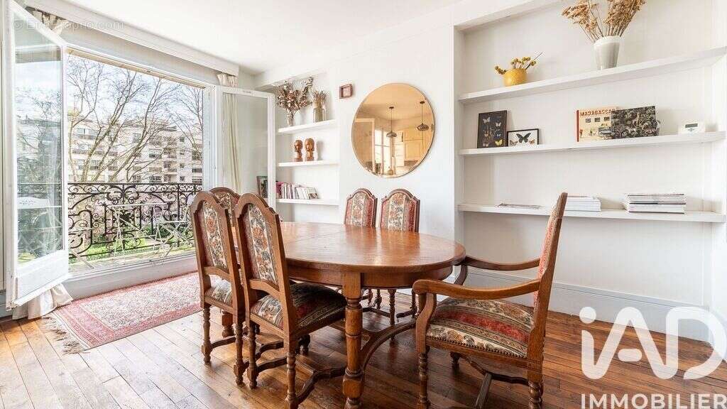Photo 2 - Appartement à NEUILLY-SUR-SEINE