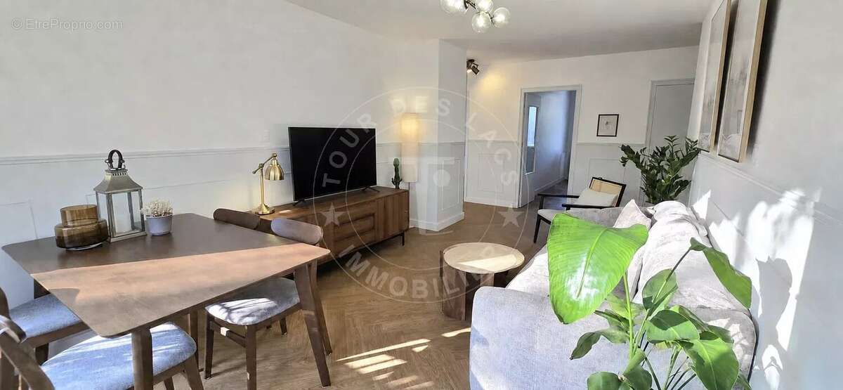 A vendre appartement T3 entièrement rénové secteur Albigny - photo 2