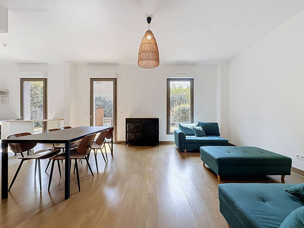 Appartement à NANTERRE