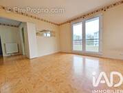 Photo 1 - Appartement à TORCY