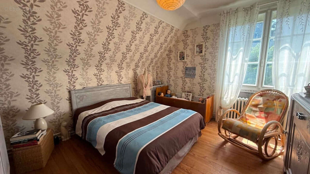Maison à CONNERRE