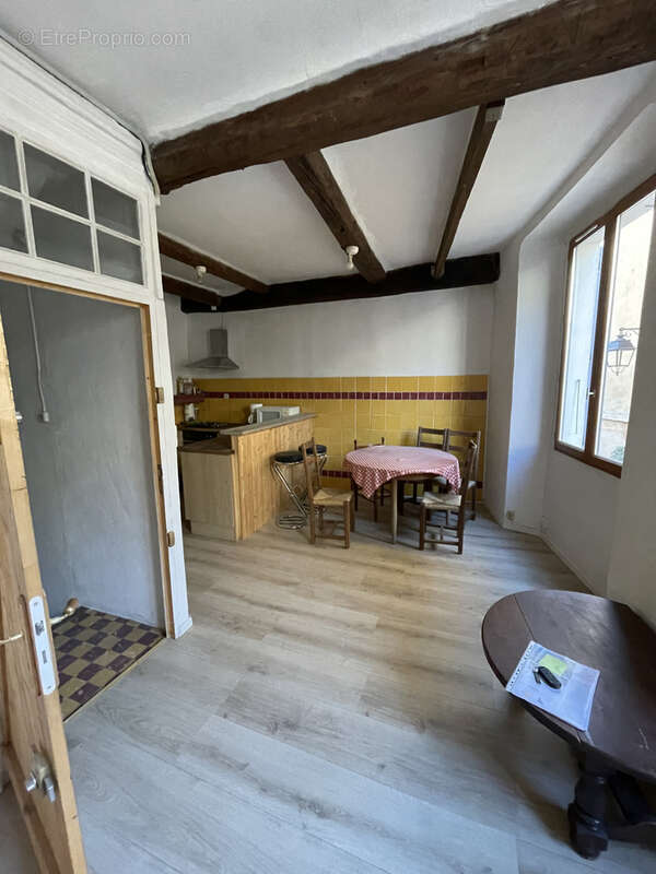 Maison à MALAUCENE