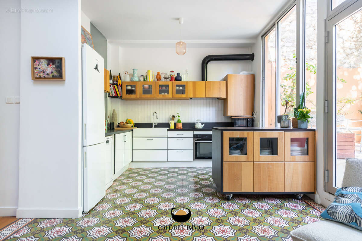 Appartement à MARSEILLE-6E