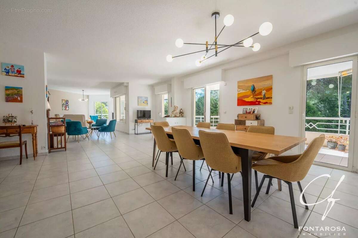 Appartement à SAINT-RAPHAEL