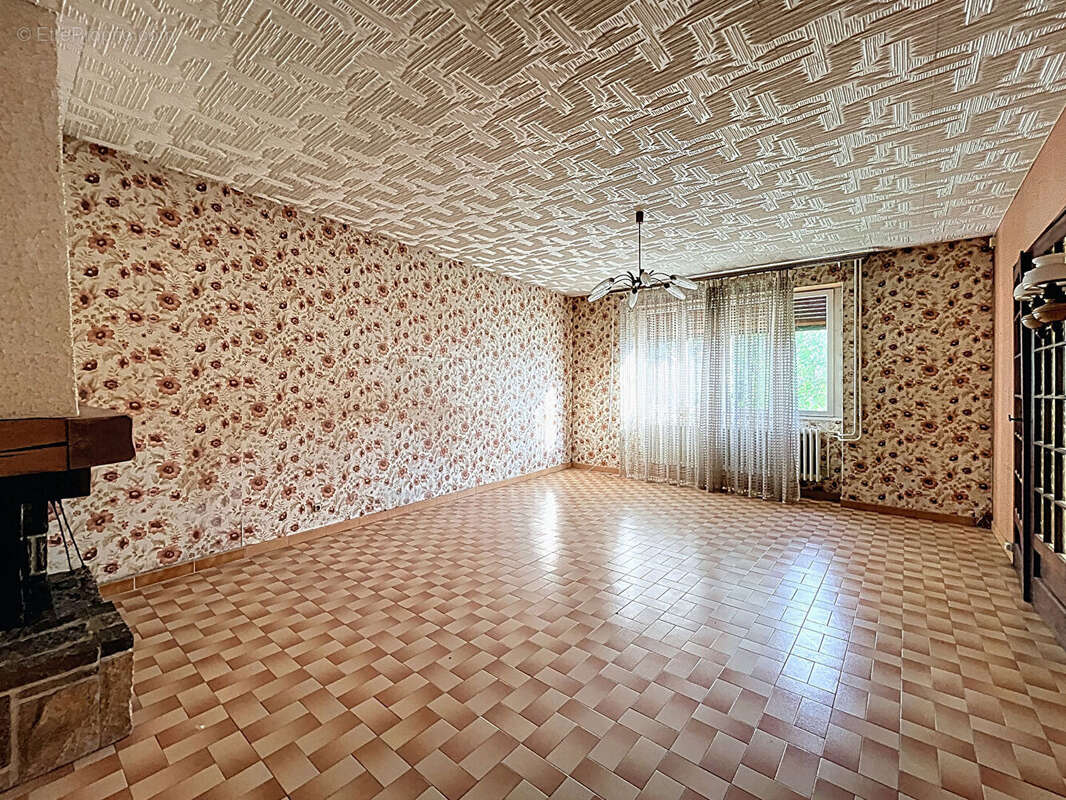 Maison à LIFFOL-LE-GRAND