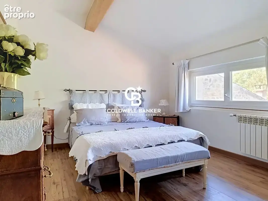 Une maison de caractère, un intérieur soigné et une véritable atmosphère - 10km de Saintes - photo 15