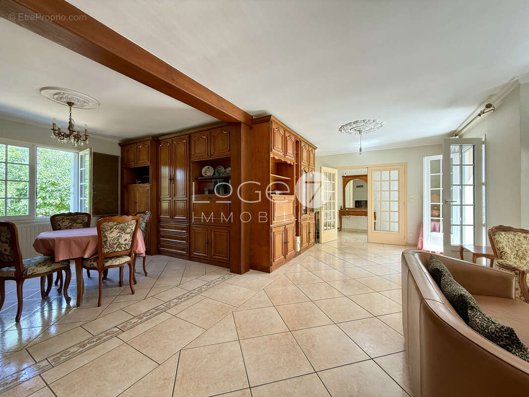 Maison avec beau terrain aux portes de Clohars - photo 4