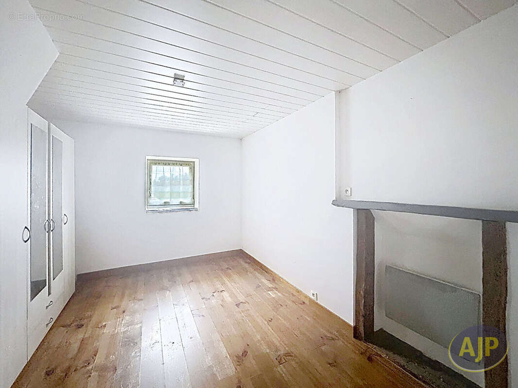 Maison à SAINT-AUBIN-DES-CHATEAUX