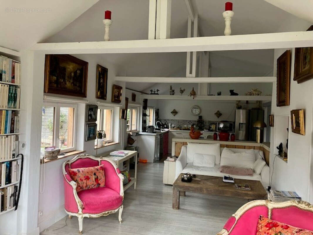 Maison à PONT-L'EVEQUE