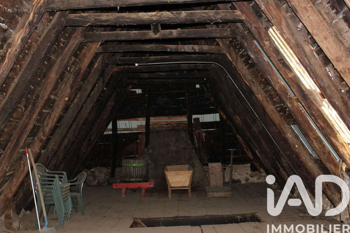 Maison 90 m² à Taussac  - photo 9