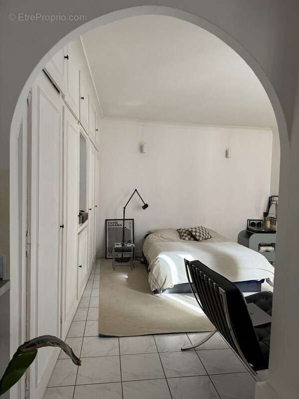 Appartement à PARIS-10E