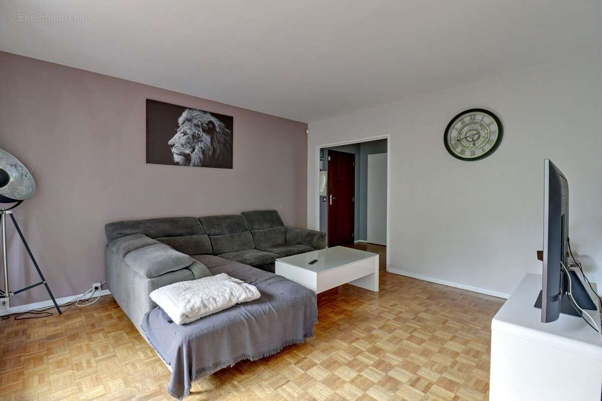 Appartement à VERNEUIL-SUR-SEINE