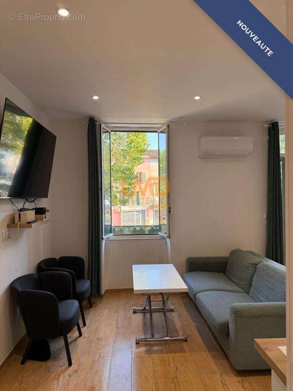 Appartement à LE MUY