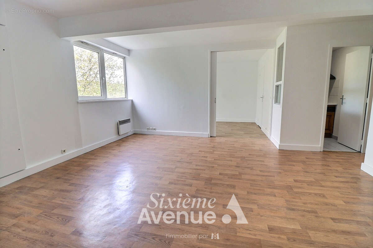 Appartement à CHAVILLE