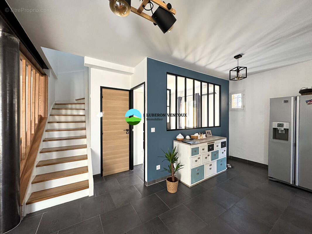 Maison à PERNES-LES-FONTAINES