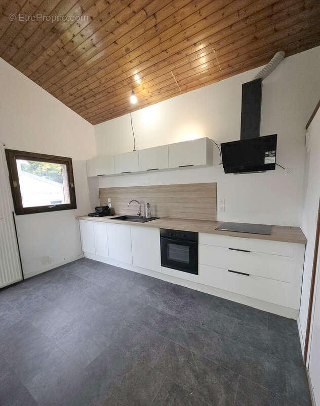 Maison à AULNOYE-AYMERIES