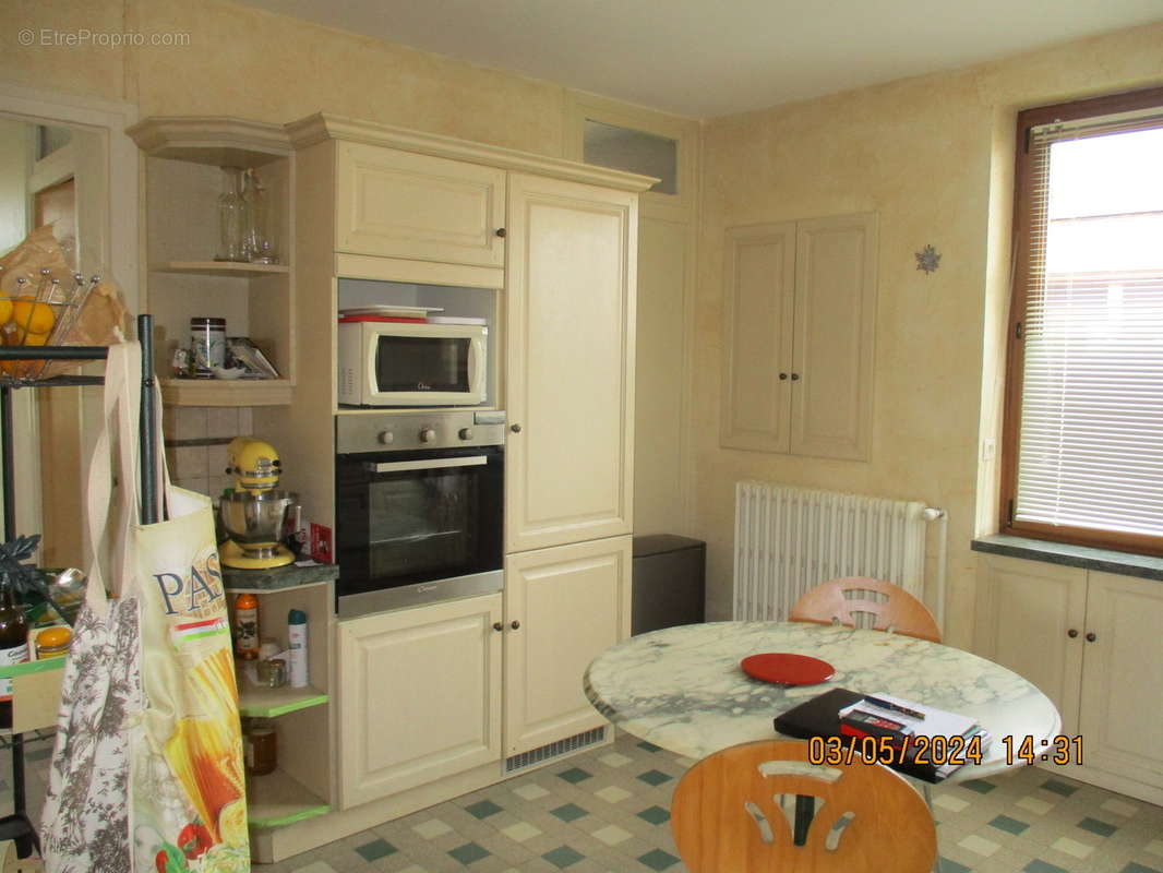 Maison à CHATEAU-CHINON(VILLE)